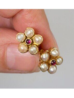 Sterling Silver Gold-Plated Floral Stud Earrings Pearl & Purple Sapphire Cluster